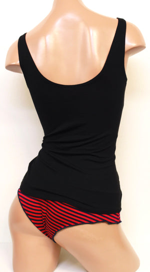 Lips Tank in Black with Red Lips