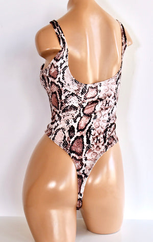 Plush Velvet Scoopneck Bodysuit in Rose Snakeskin